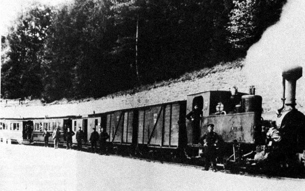 Infotafeln für historische Schmalspurbahn im Hanftal